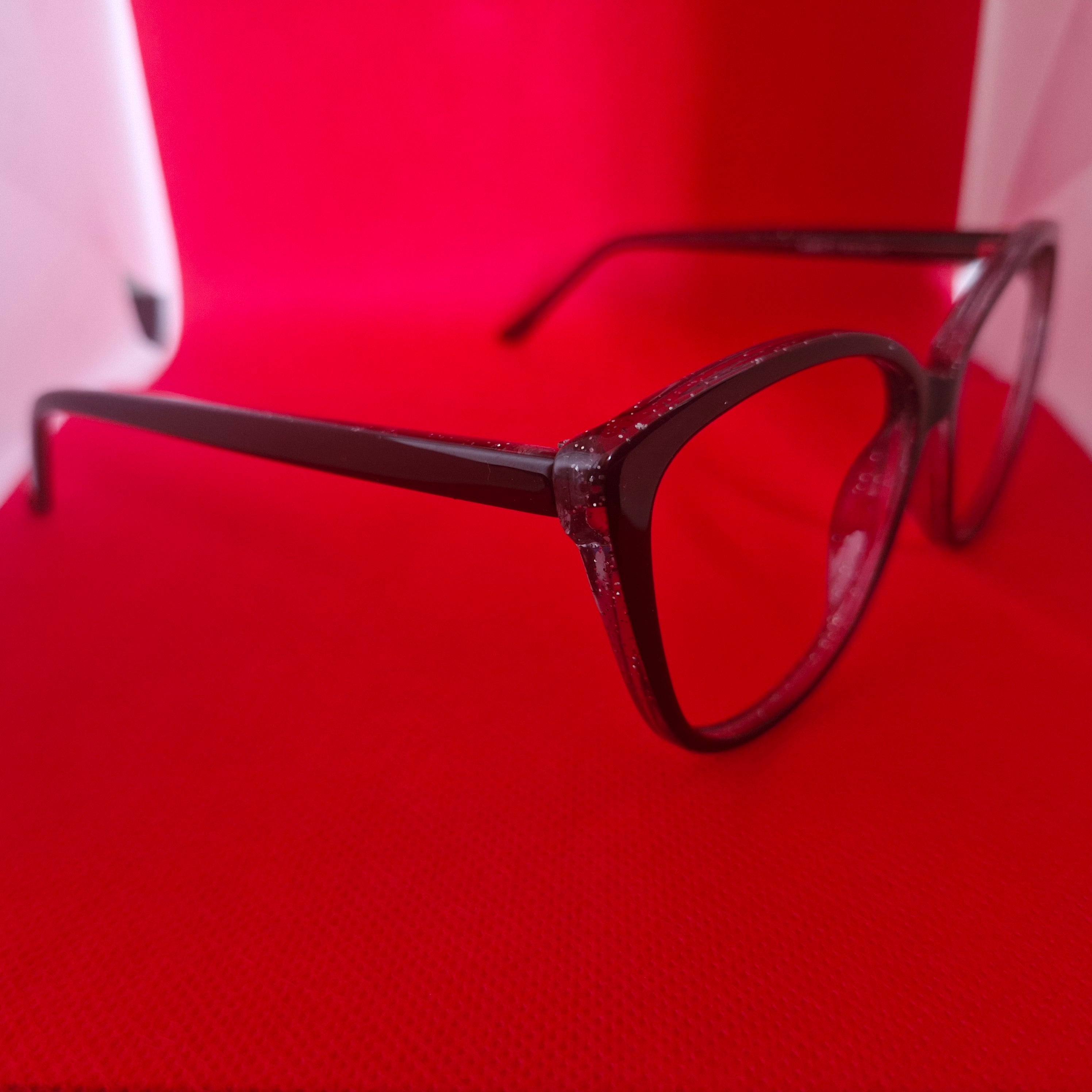 Armazón de ACETATO marca ALTERNA + Cristales Ópticos CR39 con capa AR, protección 100% UV.