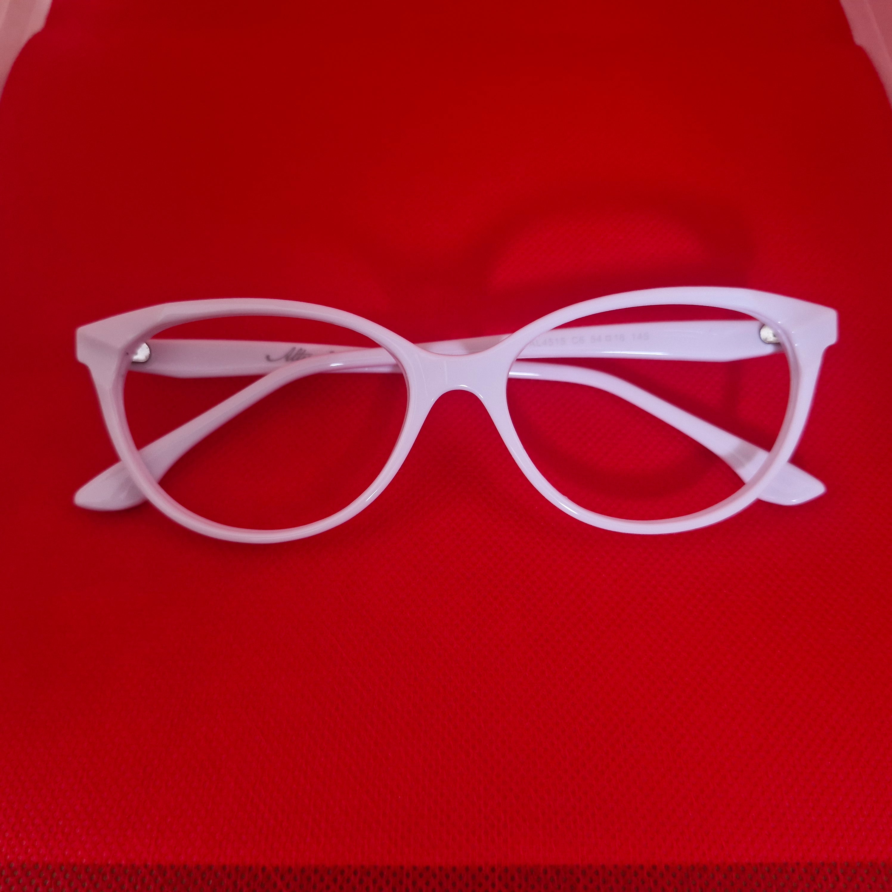 Armazón de ACETATO marca ALTERNA + Criatales Ópticos CR39 con capa AR, protección 100% UV.