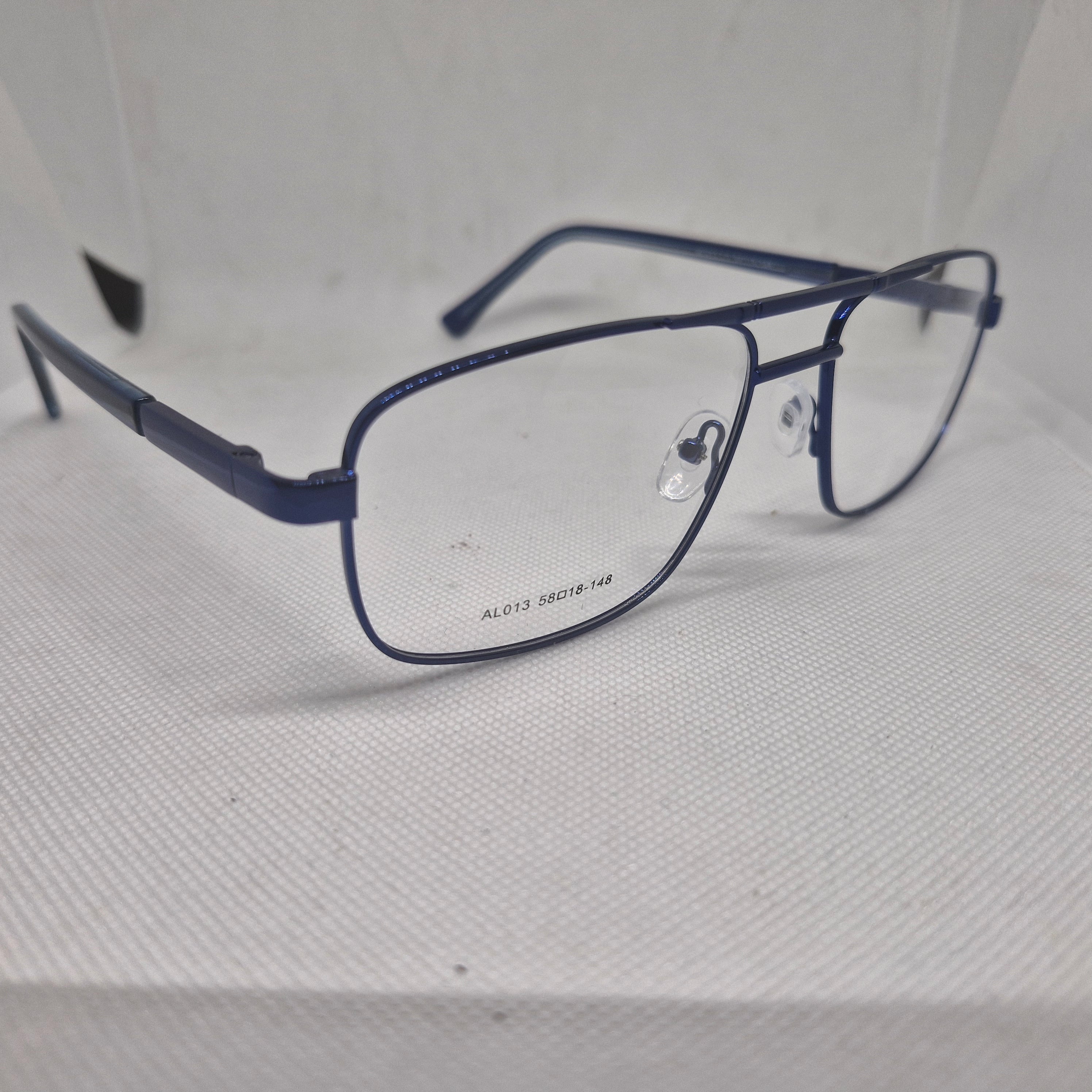 Armazón Metálico marca ALTERNA tipo Aviador + Cristales ÓPTICOS CR39 con capa AR, protección 100% UV.